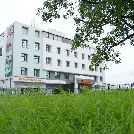 Max Hotels Allāhābād Junction Exterior foto
